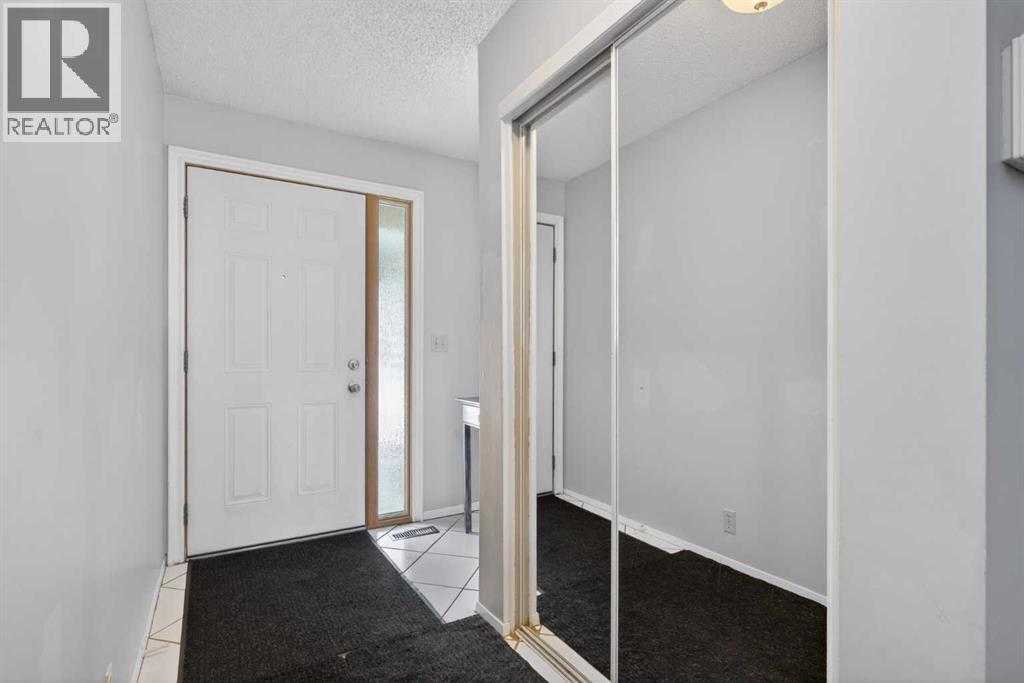 53 Millrise Lane SW - 5