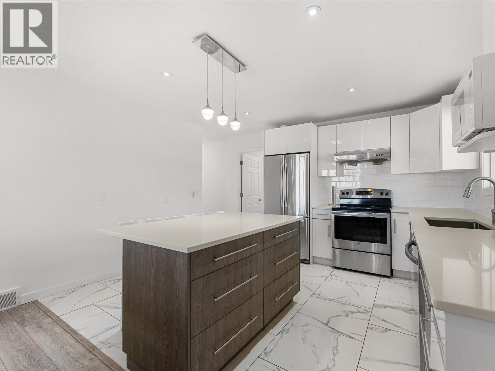 1428 Green Bay Road, West Kelowna