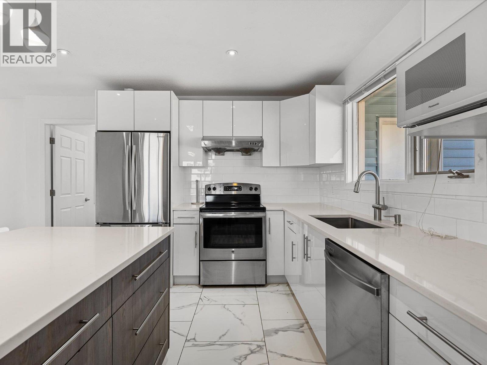 1428 Green Bay Road, West Kelowna