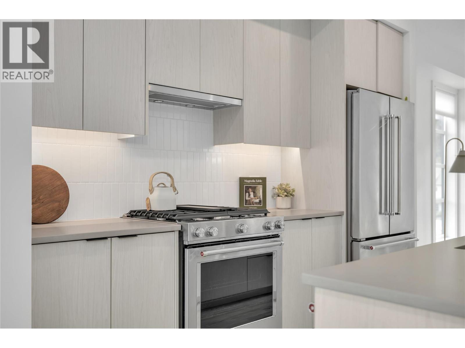 135 1455 Cara Glen Court, Kelowna