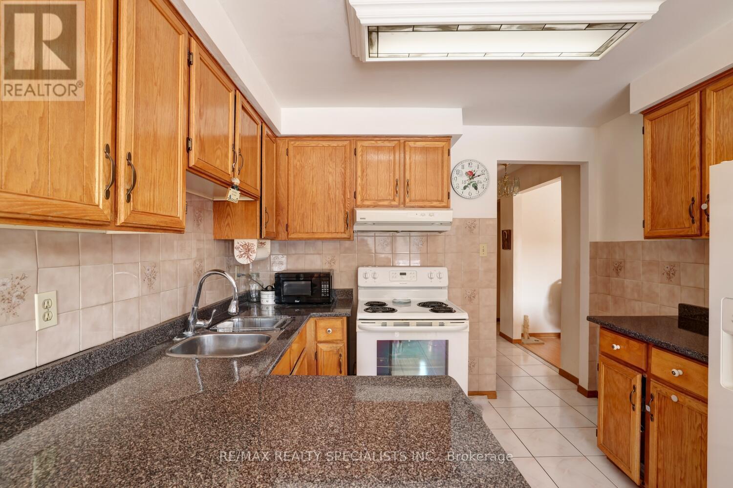 888 MESSENGER MEADOW DRIVE - Image 14