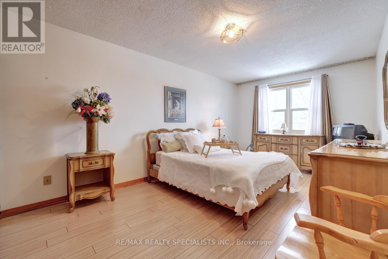 888 MESSENGER MEADOW DRIVE - Image 21