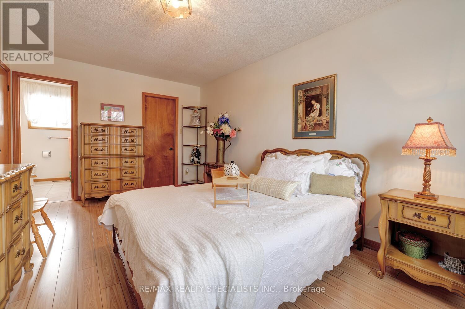 888 MESSENGER MEADOW DRIVE - 22