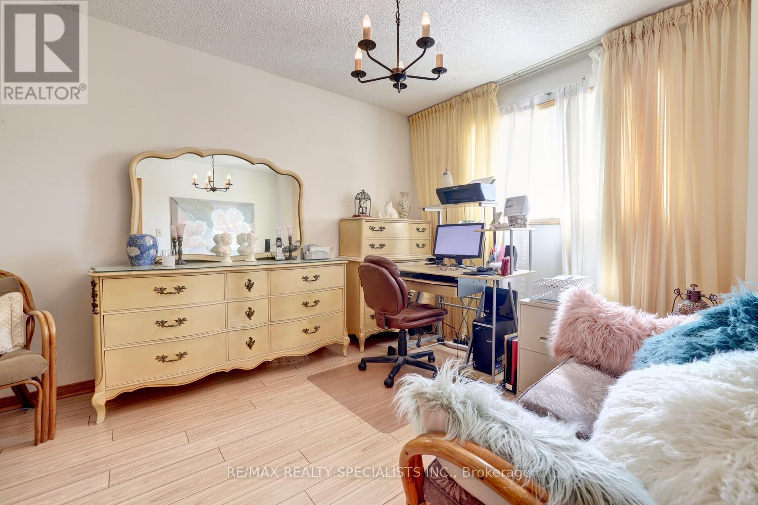 888 MESSENGER MEADOW DRIVE - Image 25