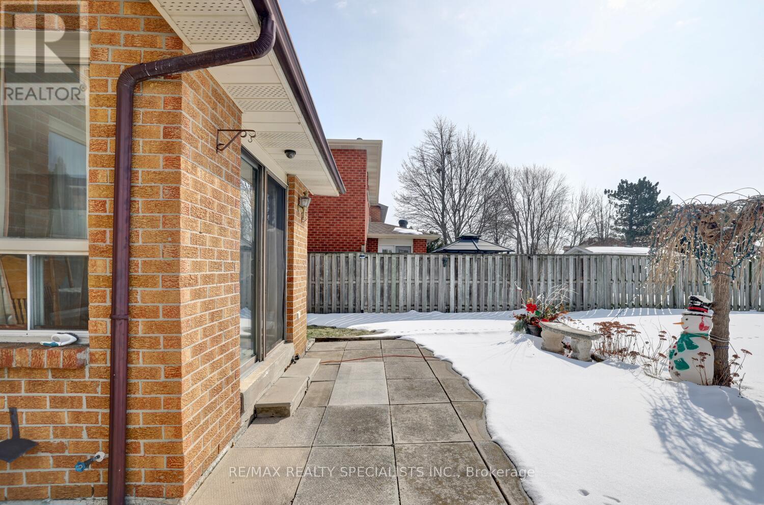 888 MESSENGER MEADOW DRIVE - 27