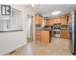 1743 Taralawn Court, Burnaby, BC V5B3H4 Photo 11