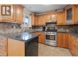 1743 Taralawn Court, Burnaby, BC V5B3H4 Photo 14