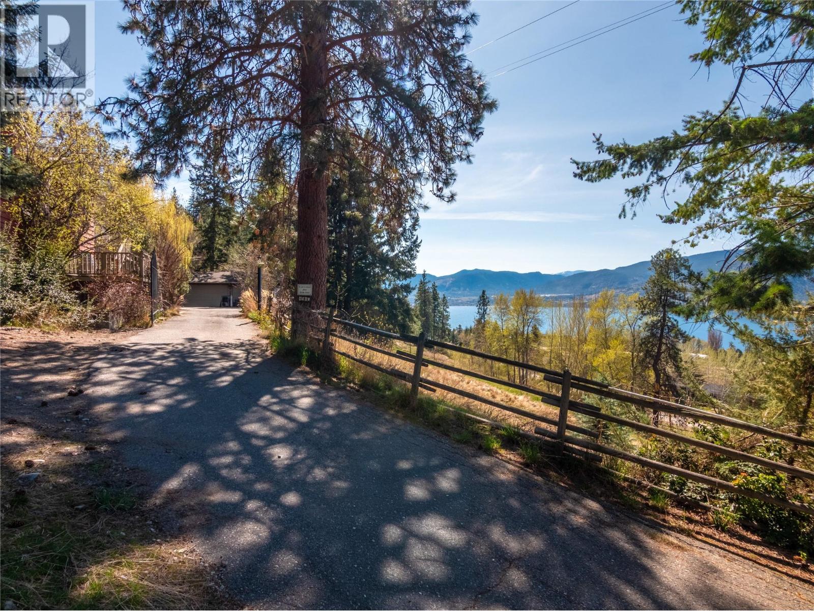 1910 SUTHERLAND ROAD - 79