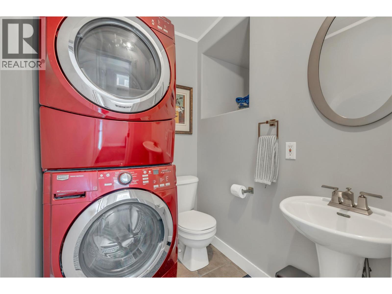 10602 VICTORIA ROAD S - 20