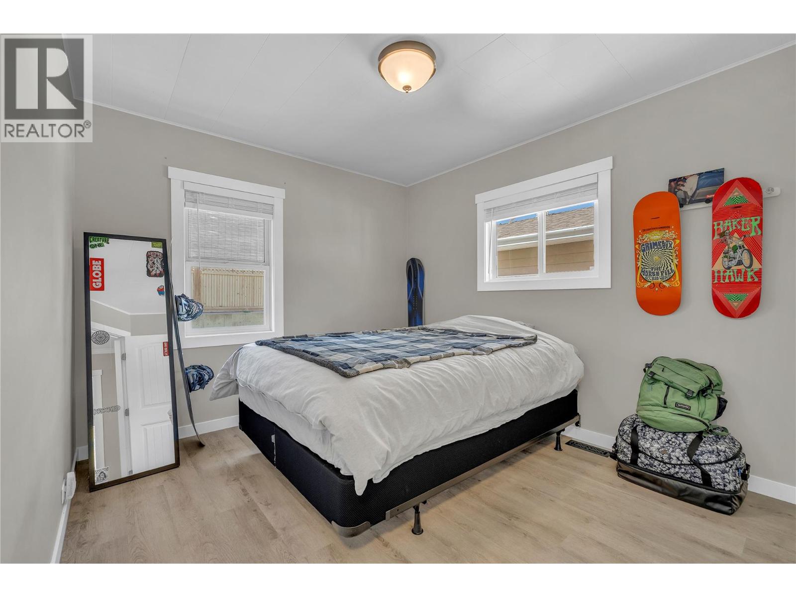 10602 VICTORIA ROAD S - 15