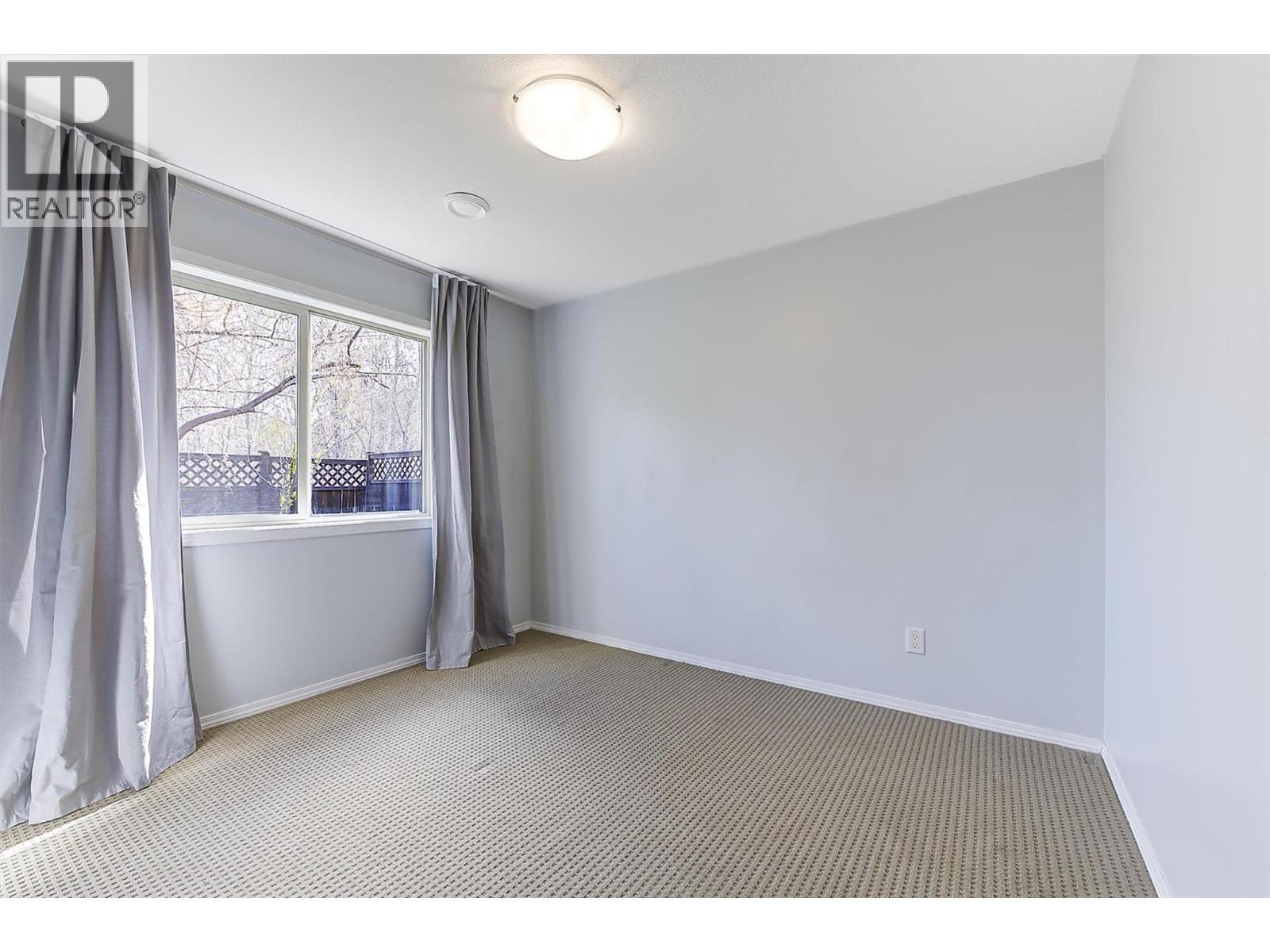  546 South Crest Drive, Kelowna