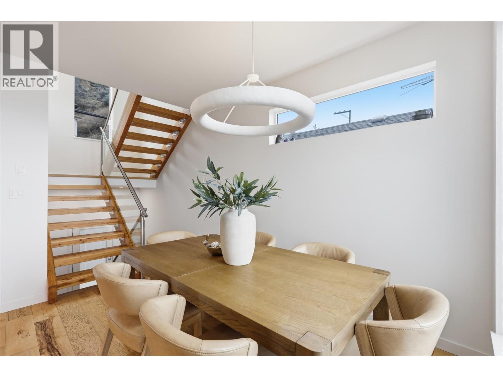 360 ST PAUL STREET W - 18