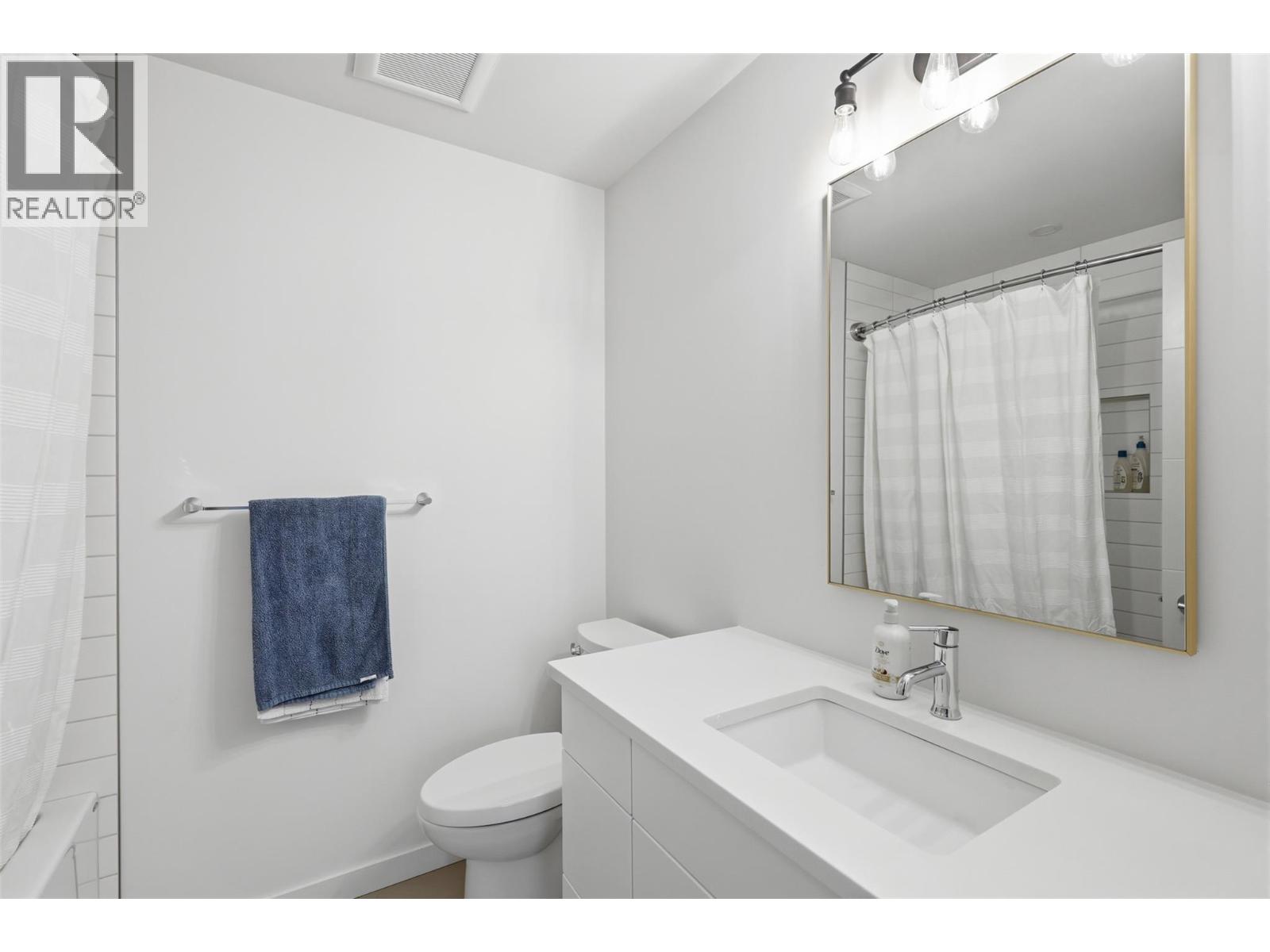 360 ST PAUL Street W - 49