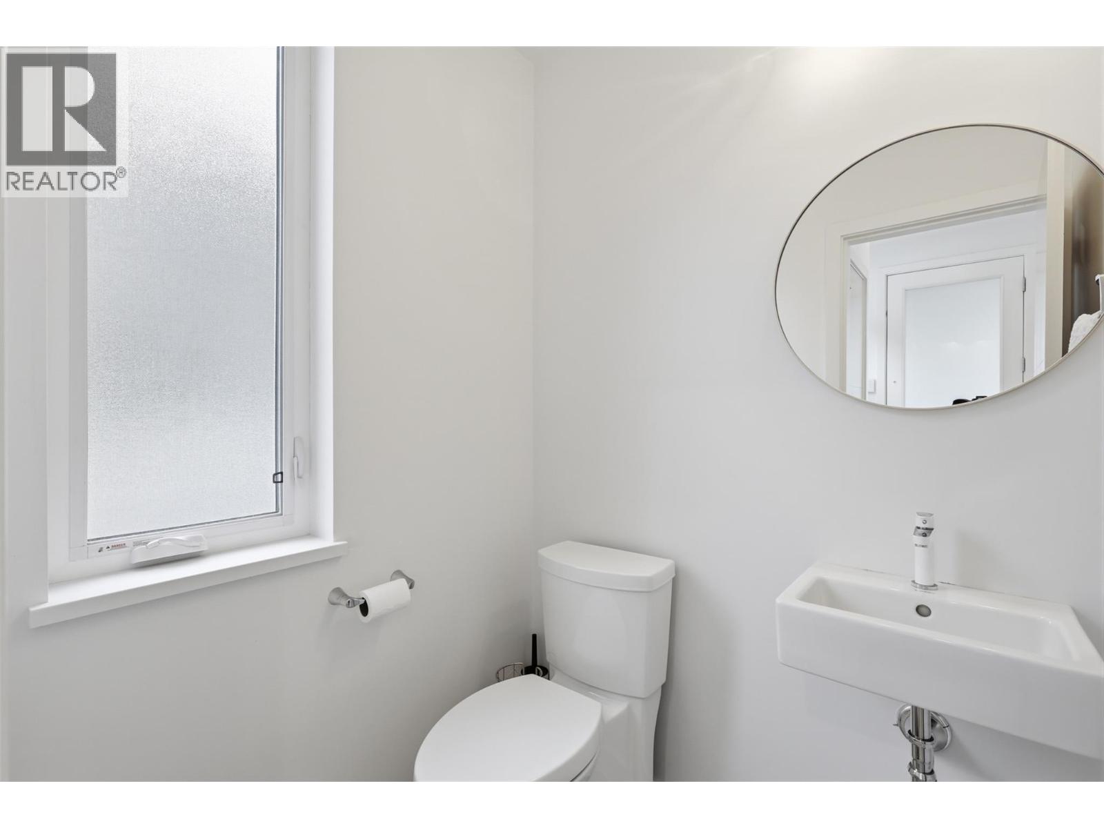 360 ST PAUL STREET W - 24