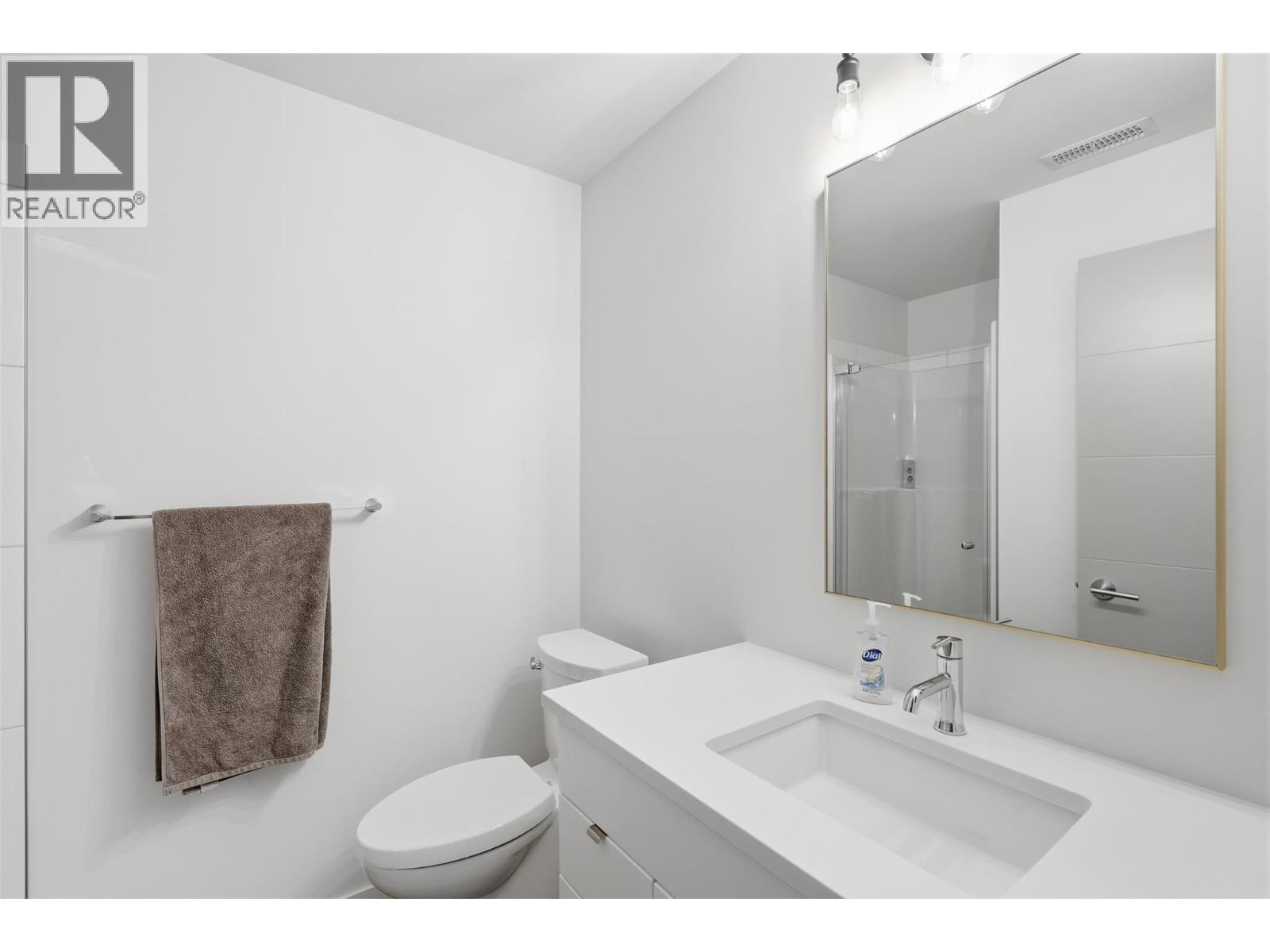 360 ST PAUL Street W - 62