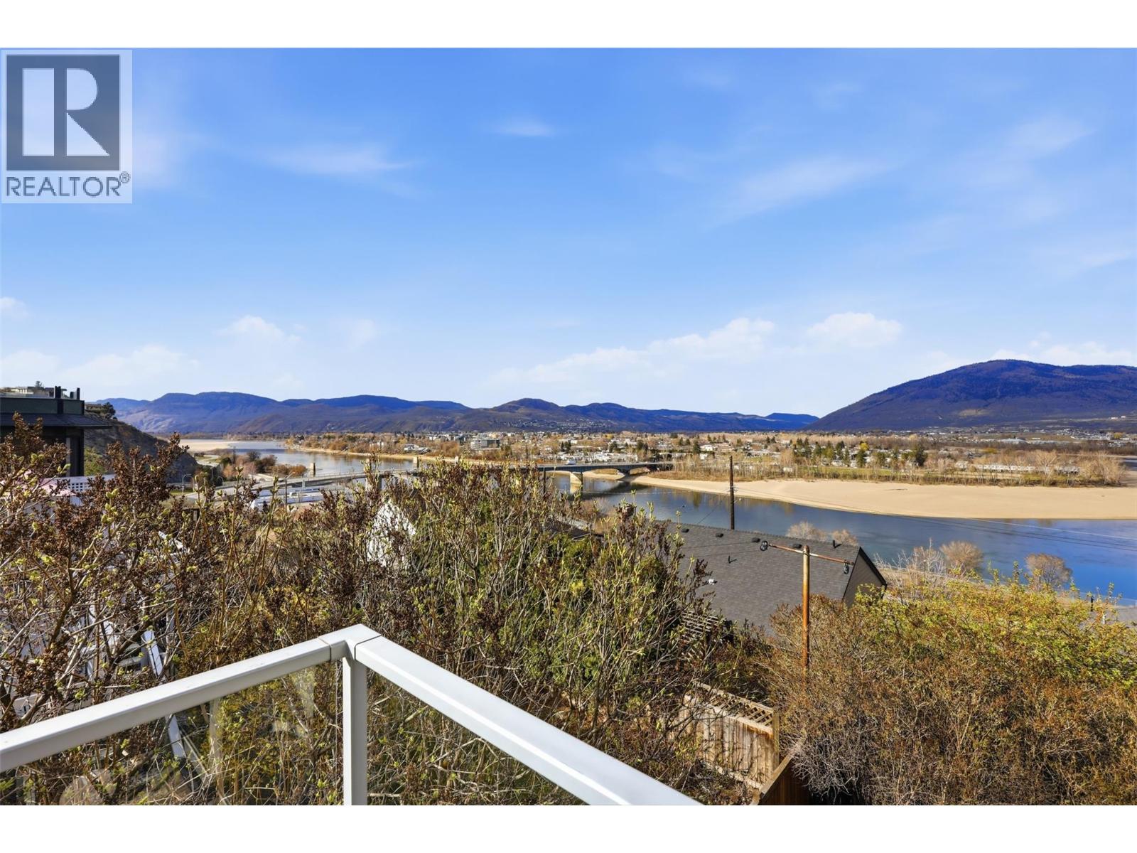 360 ST PAUL STREET W - 20