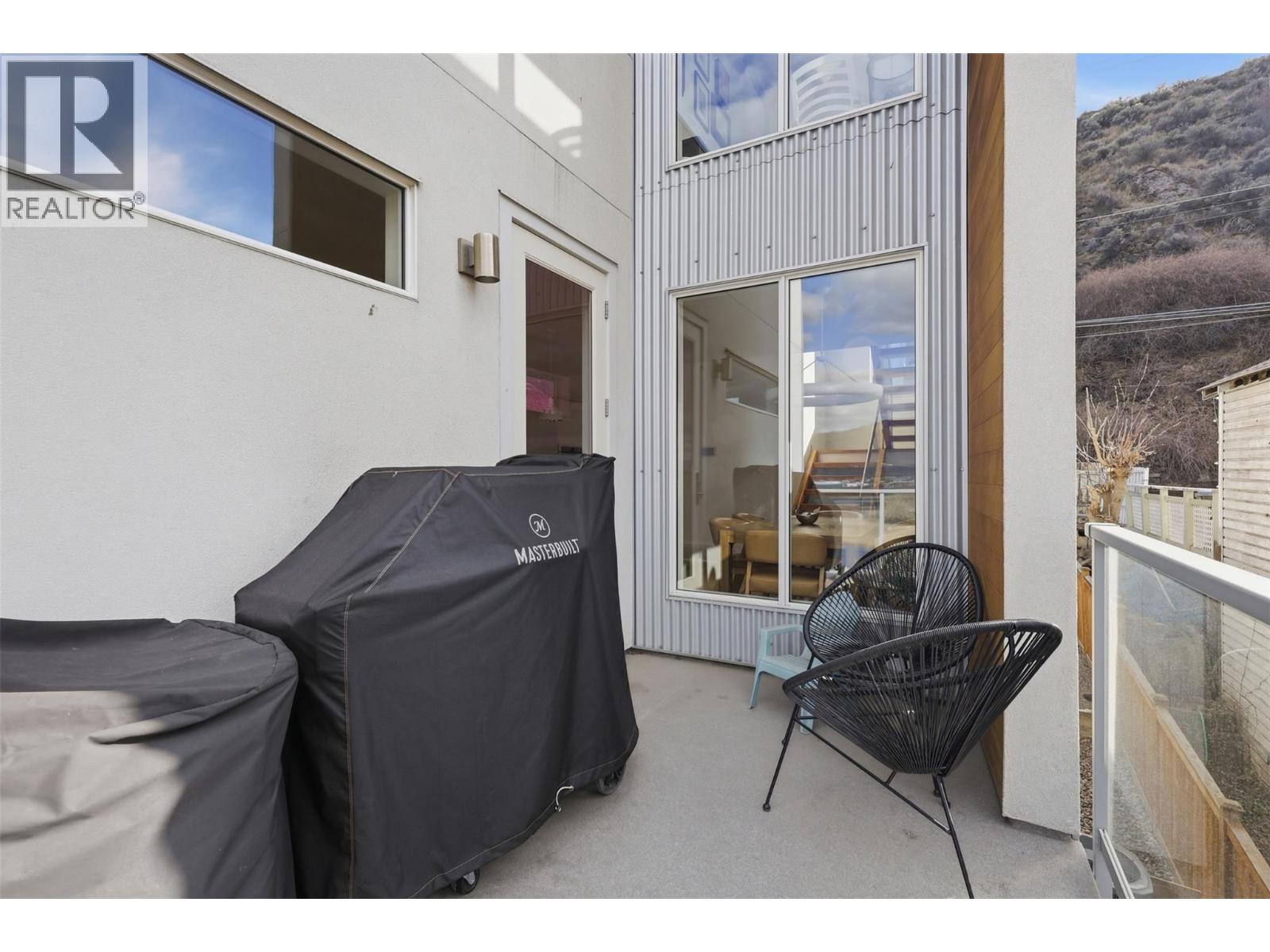 360 ST PAUL STREET W - 21