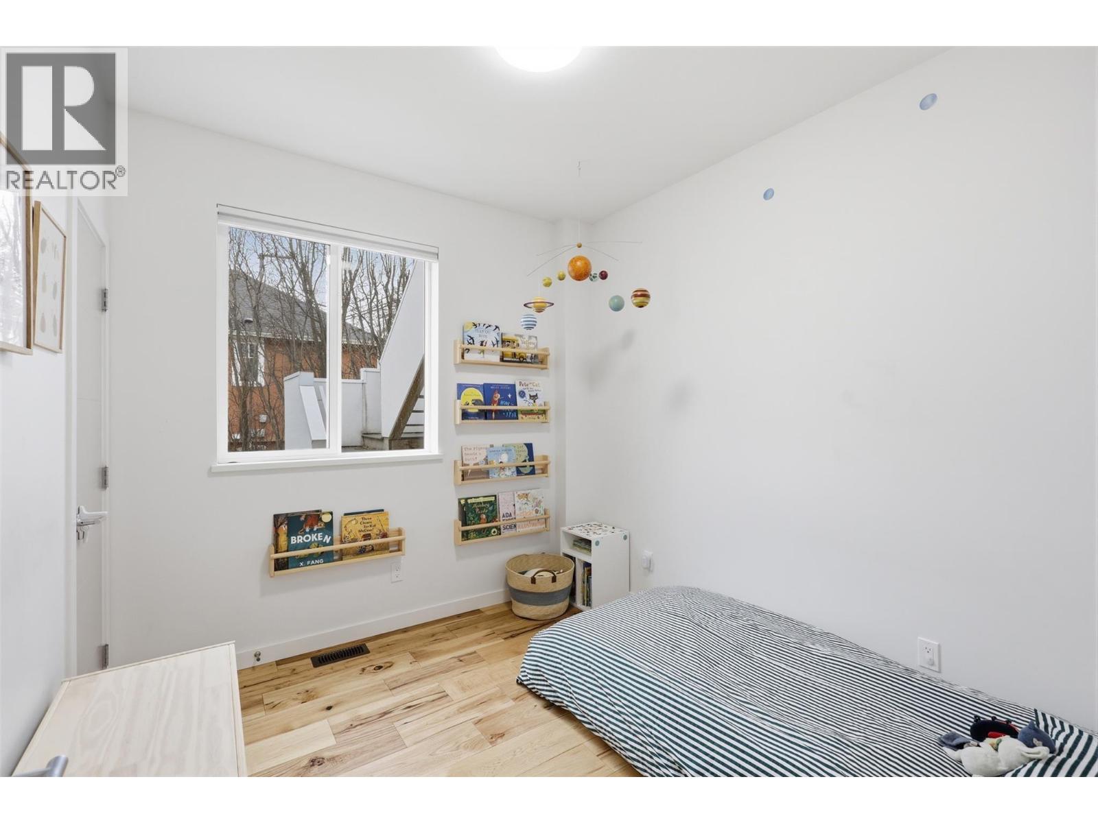 360 ST PAUL STREET W - 48