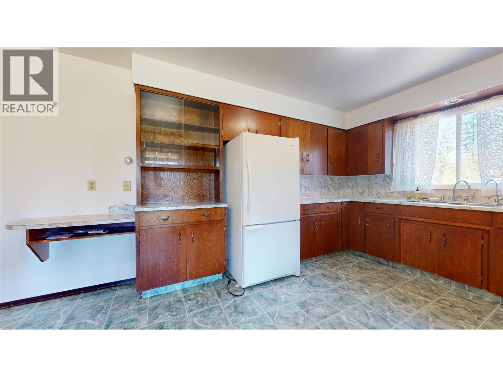 276 Cross Road N, Cranbrook