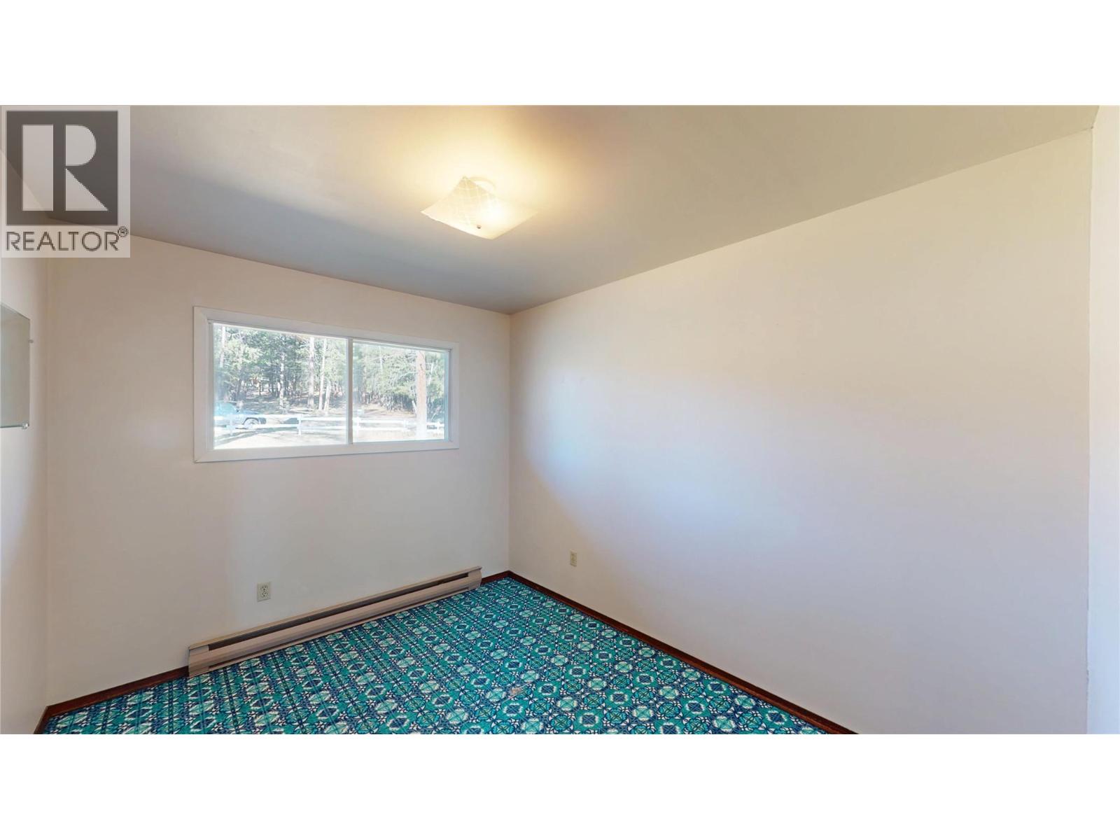 276 Cross Road N, Cranbrook