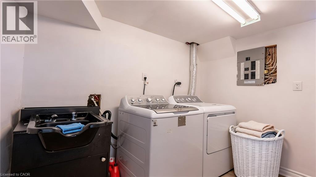 63 WICKSTEAD Court - 10