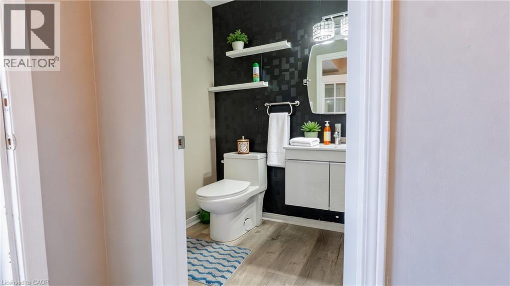 63 WICKSTEAD Court - 22