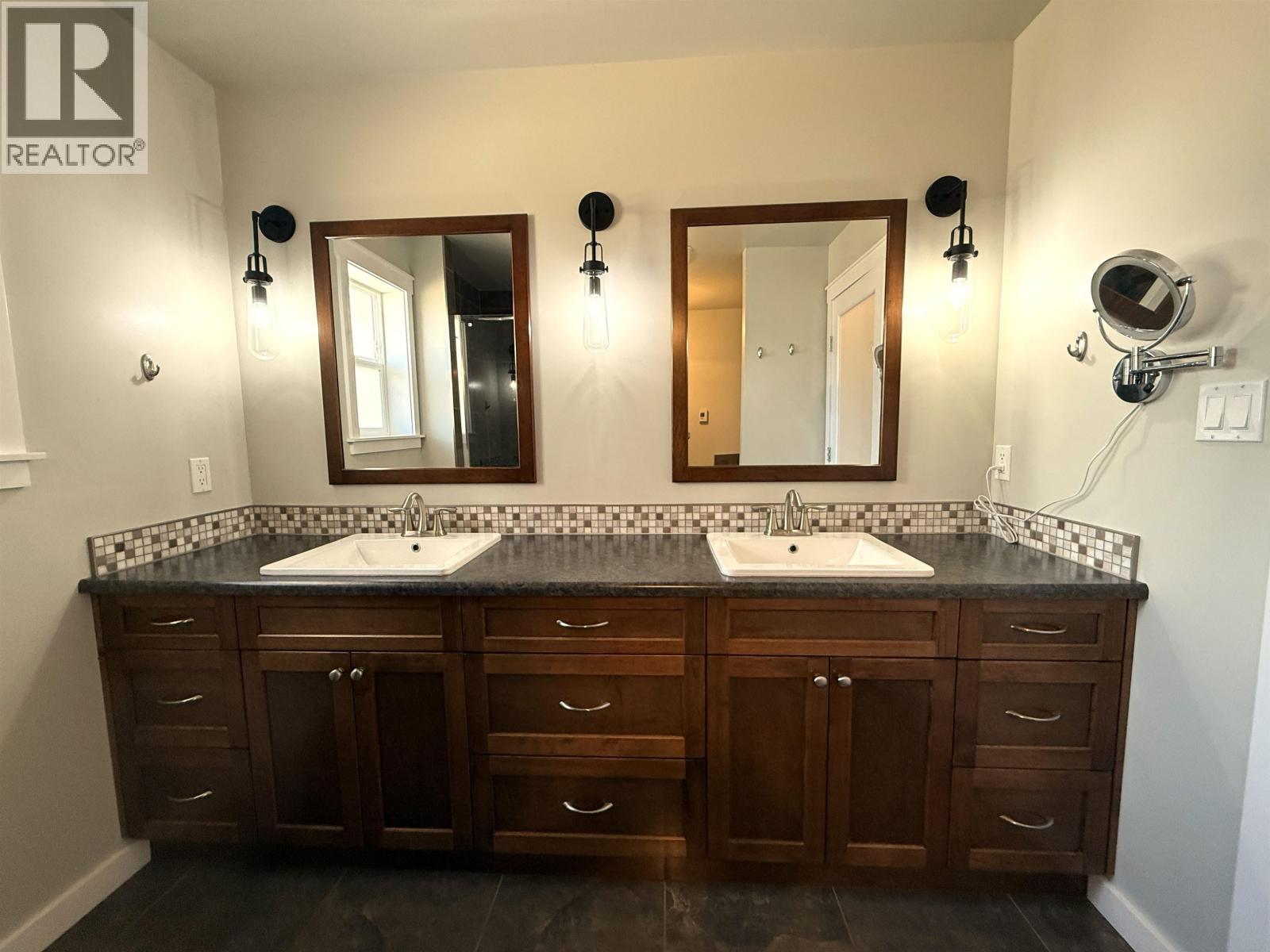 5072 BLOCK DRIVE - 18