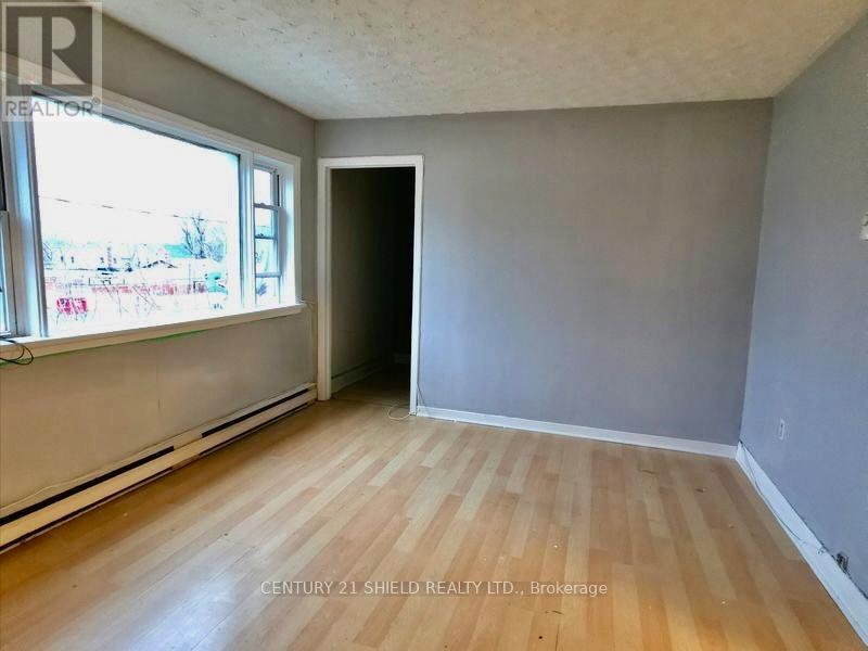 619 RIDLEY AVENUE - 34