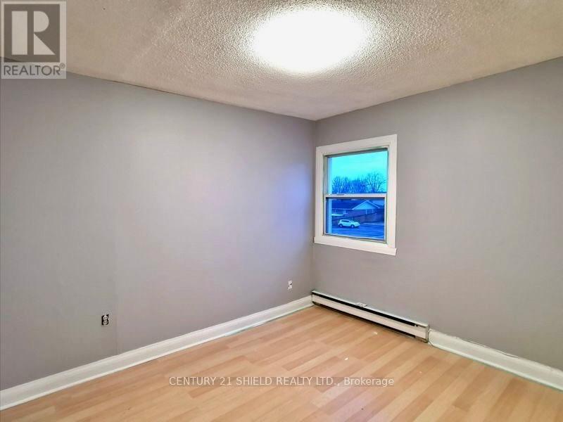 619 RIDLEY AVENUE - 37