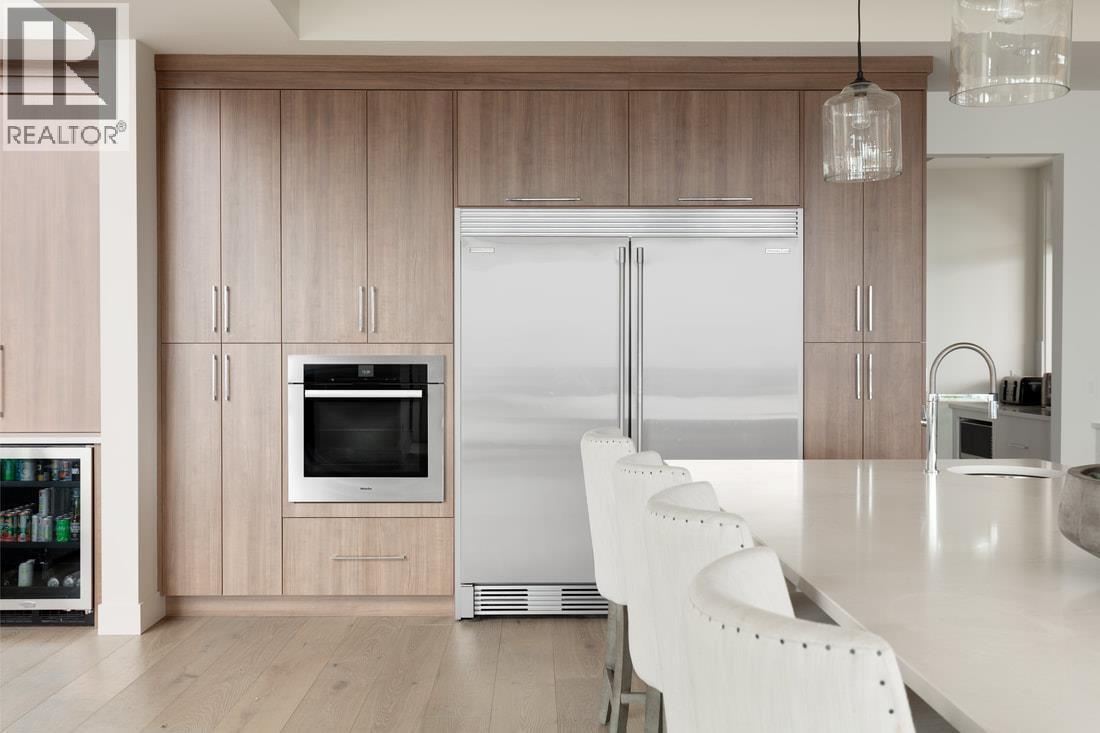  1372 Mine Hill Drive, Kelowna