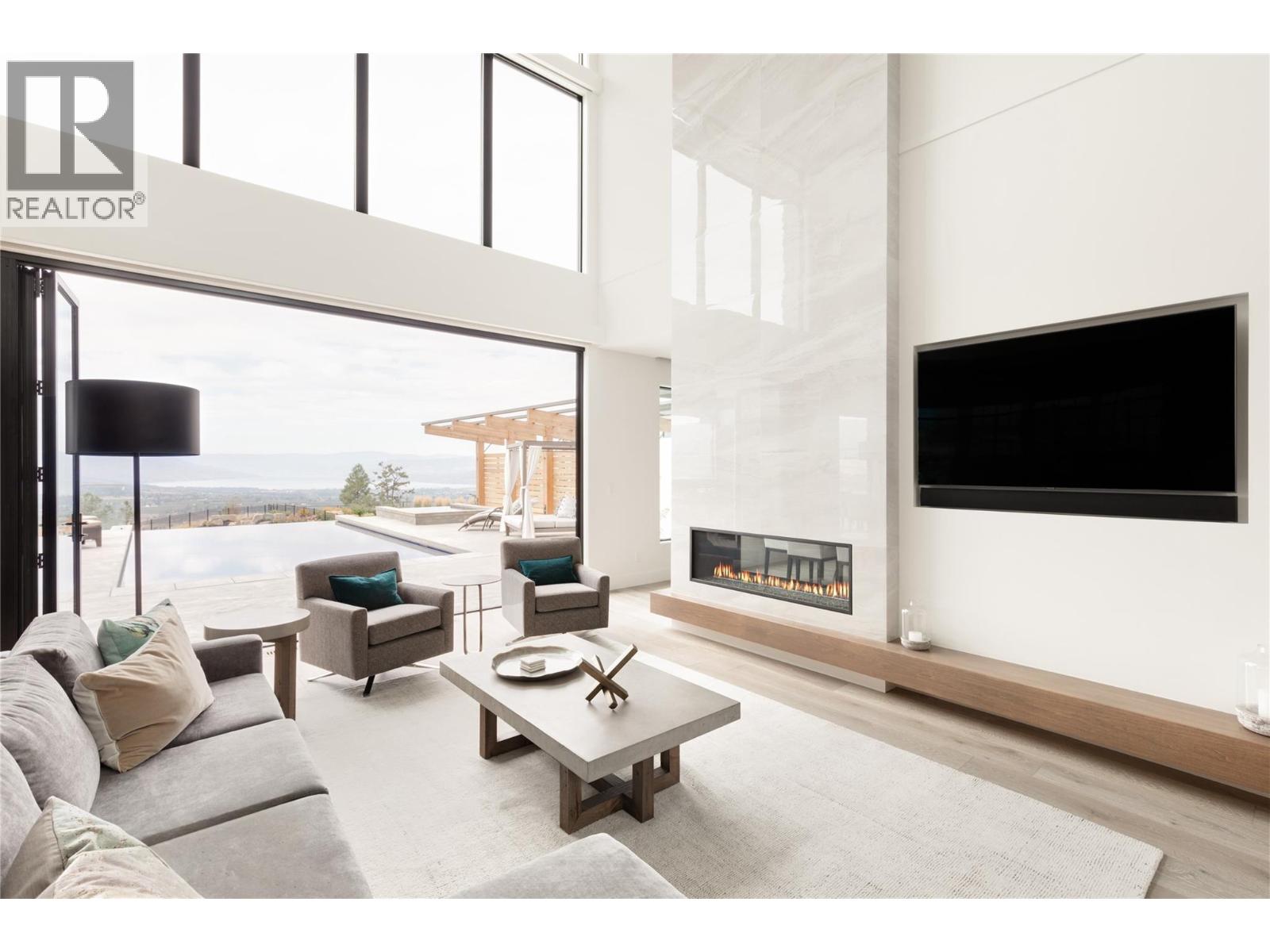  1372 Mine Hill Drive, Kelowna