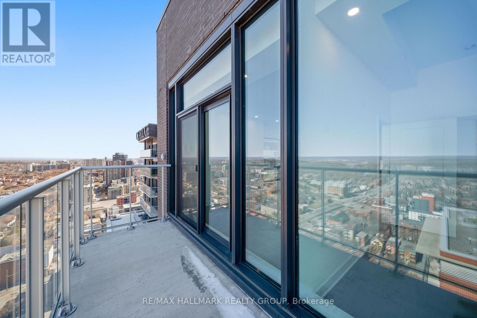 #2605 180 GEORGE STREET - 21