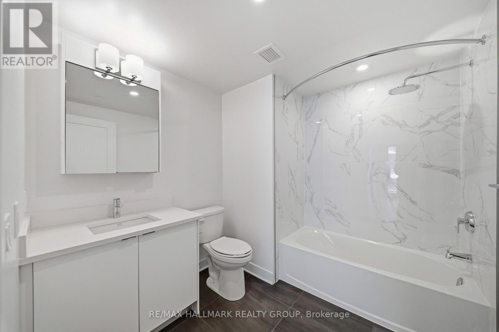 #1703 180 GEORGE STREET - 22