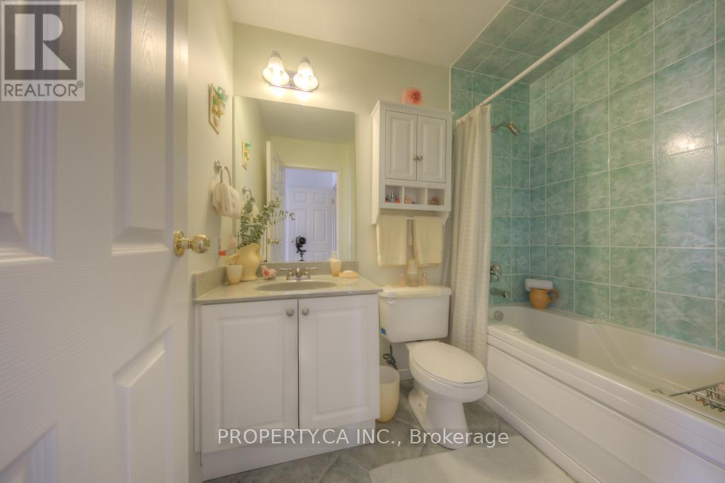 #301 778 SHEPPARD AVENUE W - 16