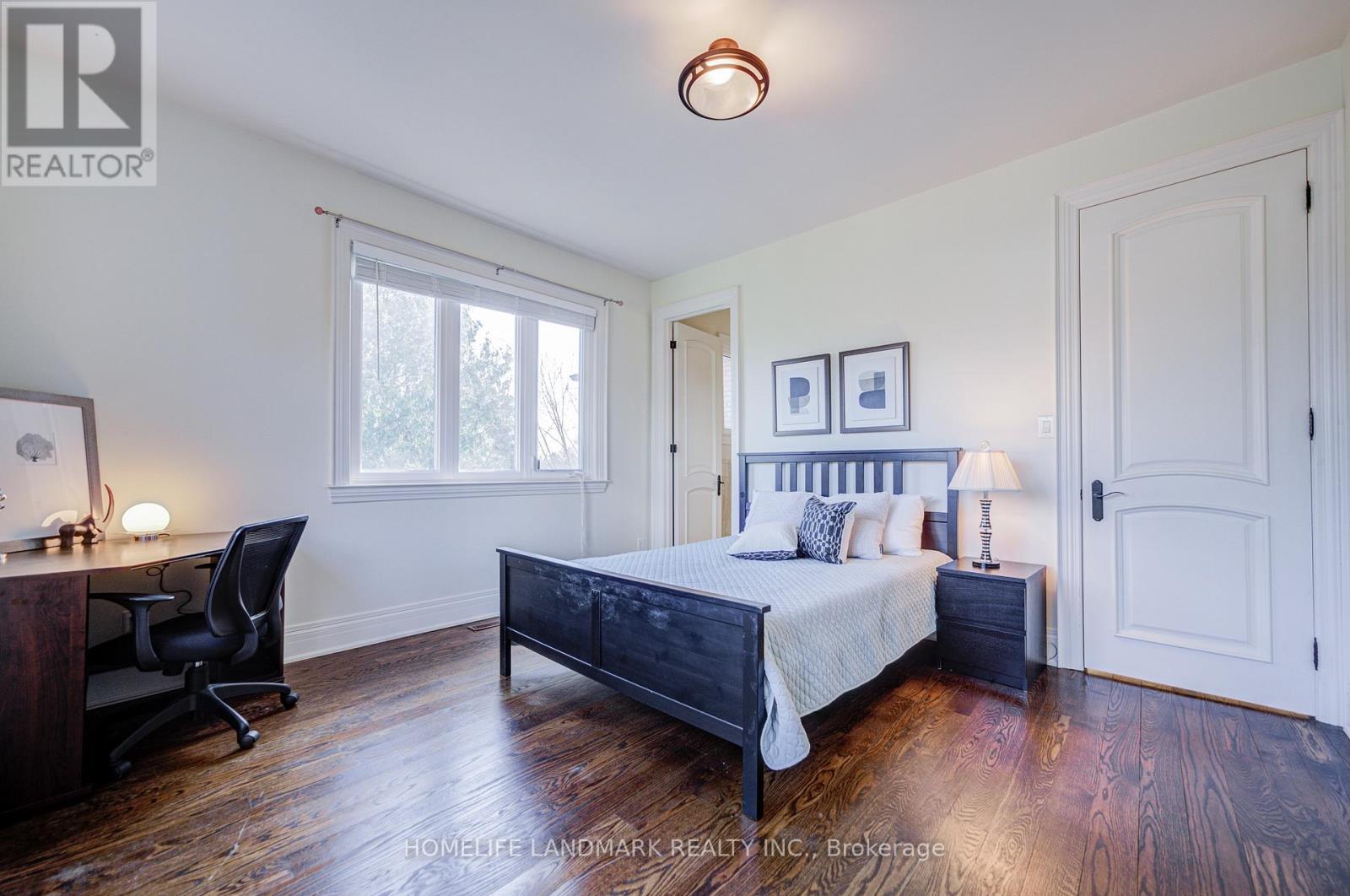 21 KIRKDALE CRESCENT - 30