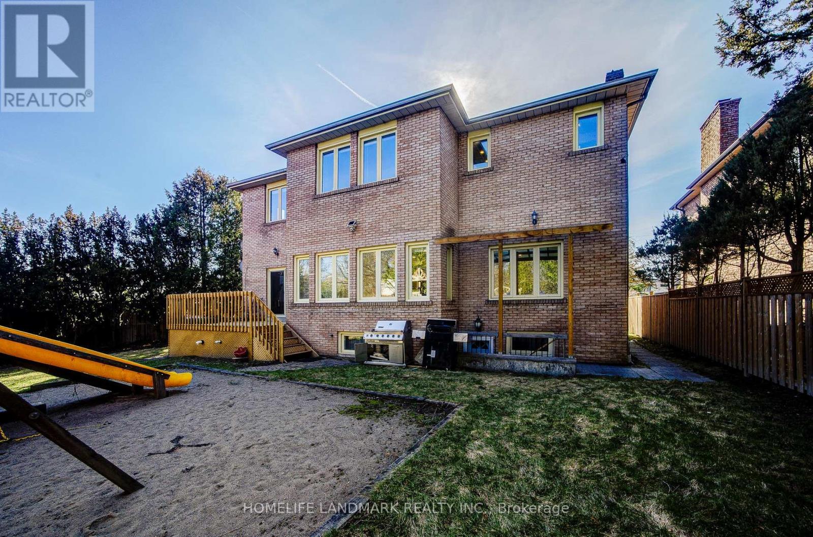 21 KIRKDALE CRESCENT - 42