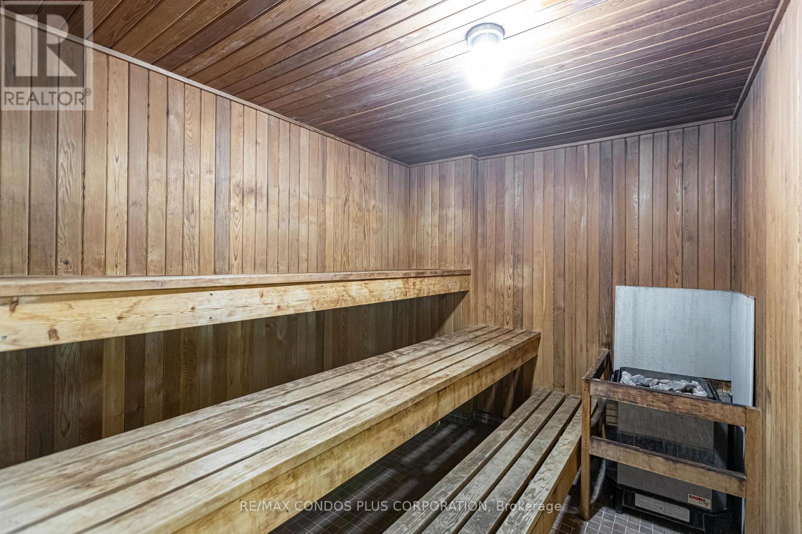 #803 62 WELLESLEY STREET W - 30