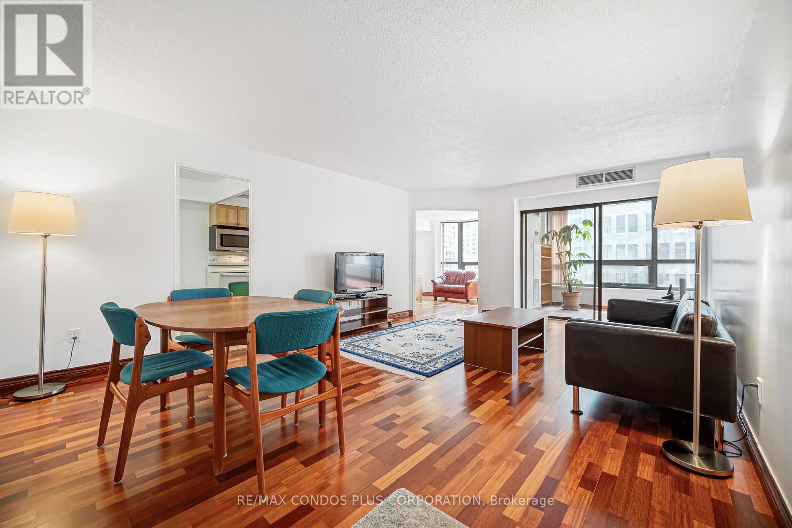 #803 62 WELLESLEY STREET W - 5