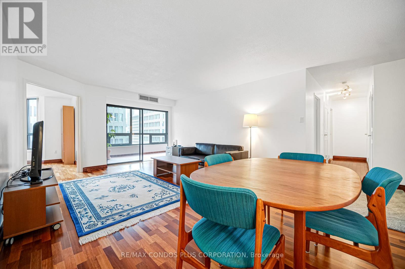 #803 62 WELLESLEY STREET W - 6