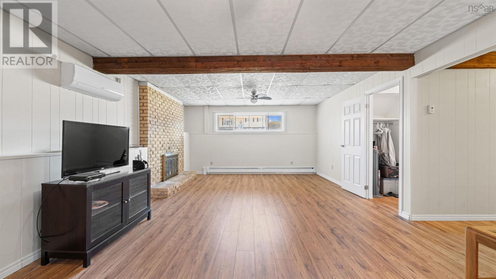 Property 27 of 33 of 34 Lethbridge Avenue