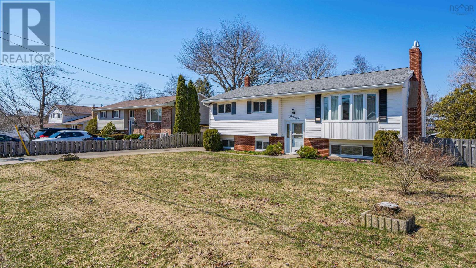 Property 21 of 33 of 34 Lethbridge Avenue