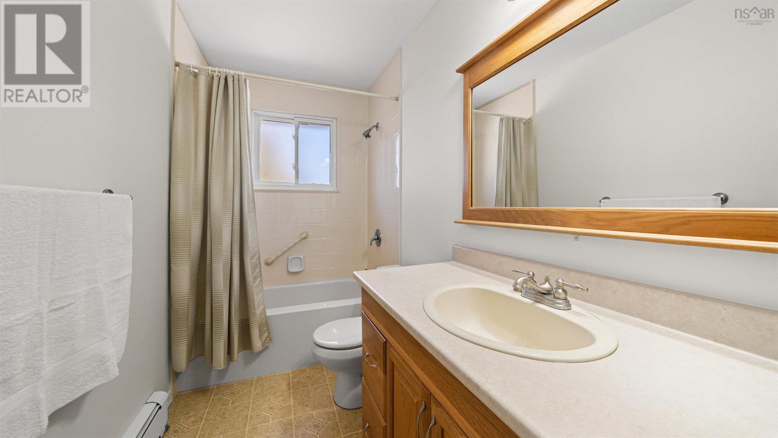 Property 26 of 33 of 34 Lethbridge Avenue