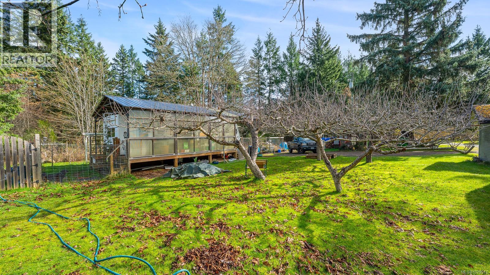 2187 May Rd - 43