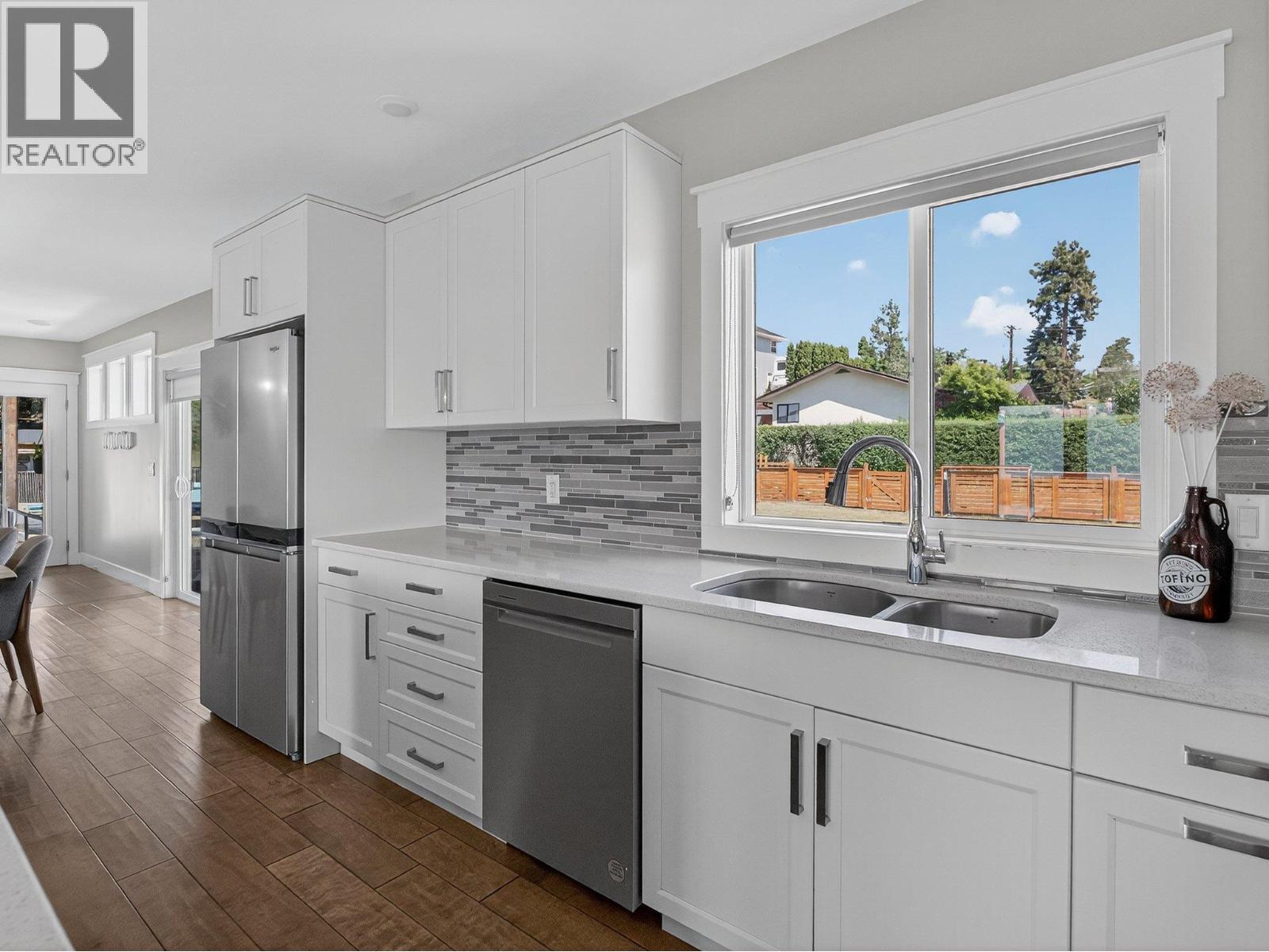  2715 Boucherie Road, West Kelowna