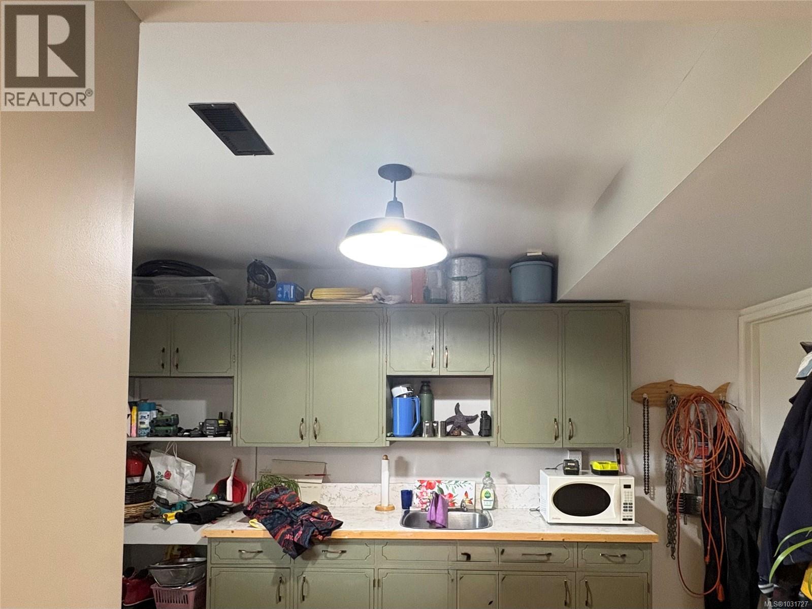 1162 MAQUINNA AVE - 20