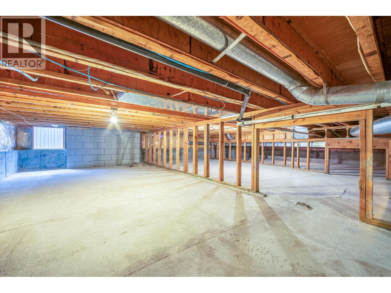 561 Brome Crescent, Kelowna