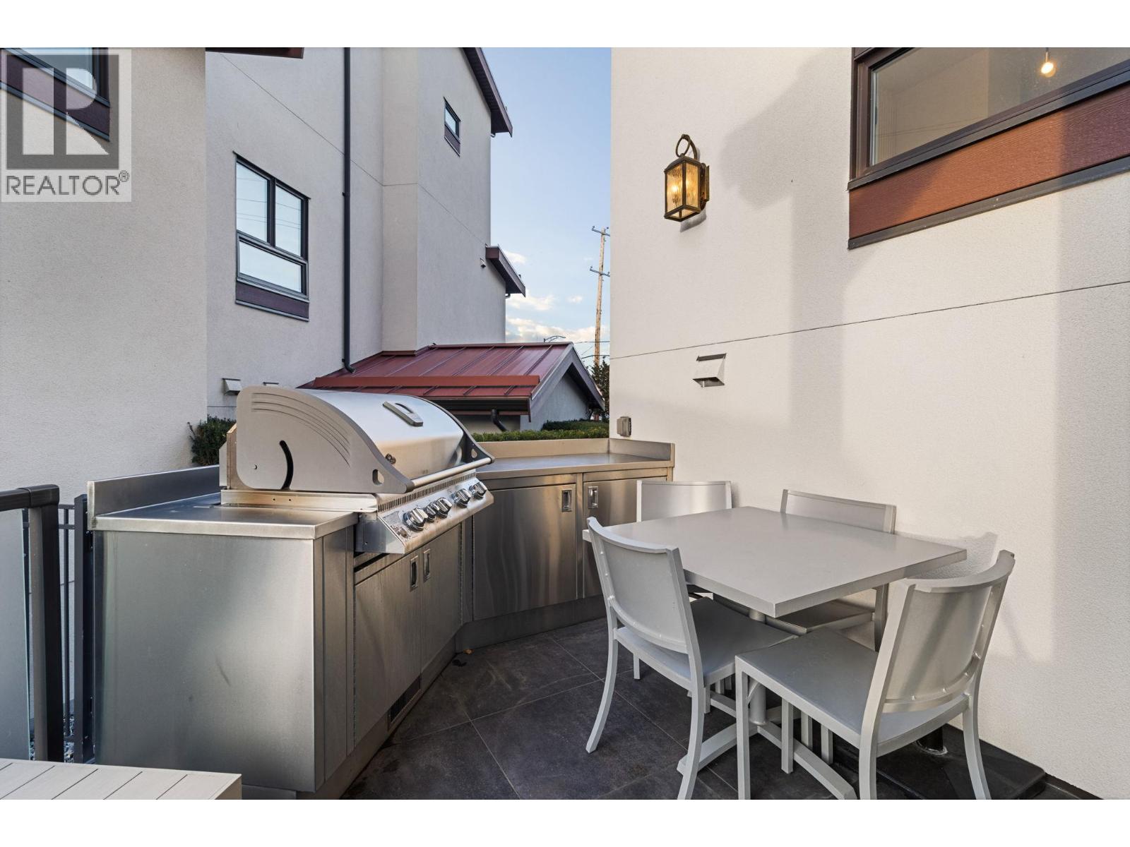 3756 Lakeshore Road Unit# 5, Kelowna