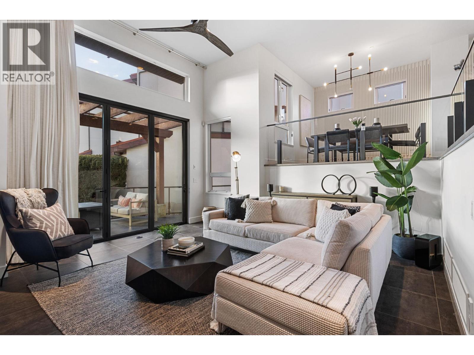 3756 Lakeshore Road Unit# 5, Kelowna