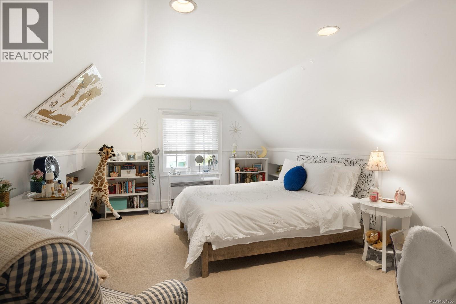  2773 Arbutus Road, Saanich