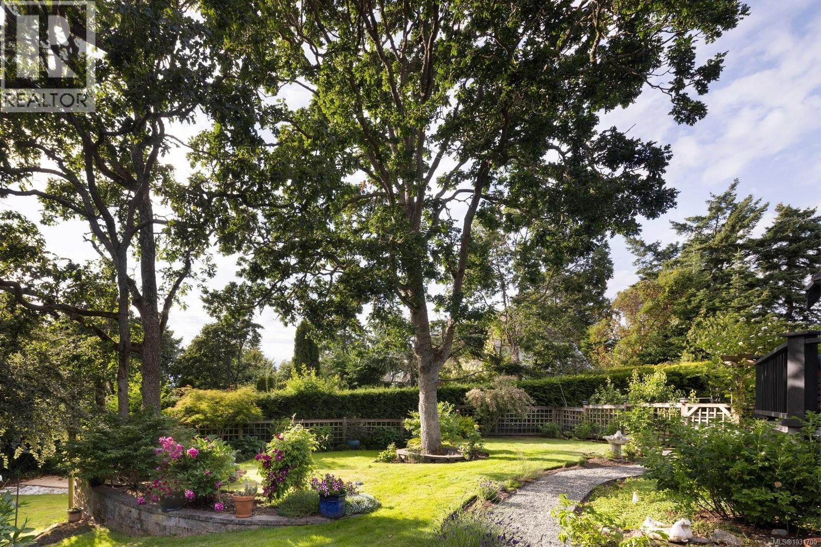  2773 Arbutus Road, Saanich